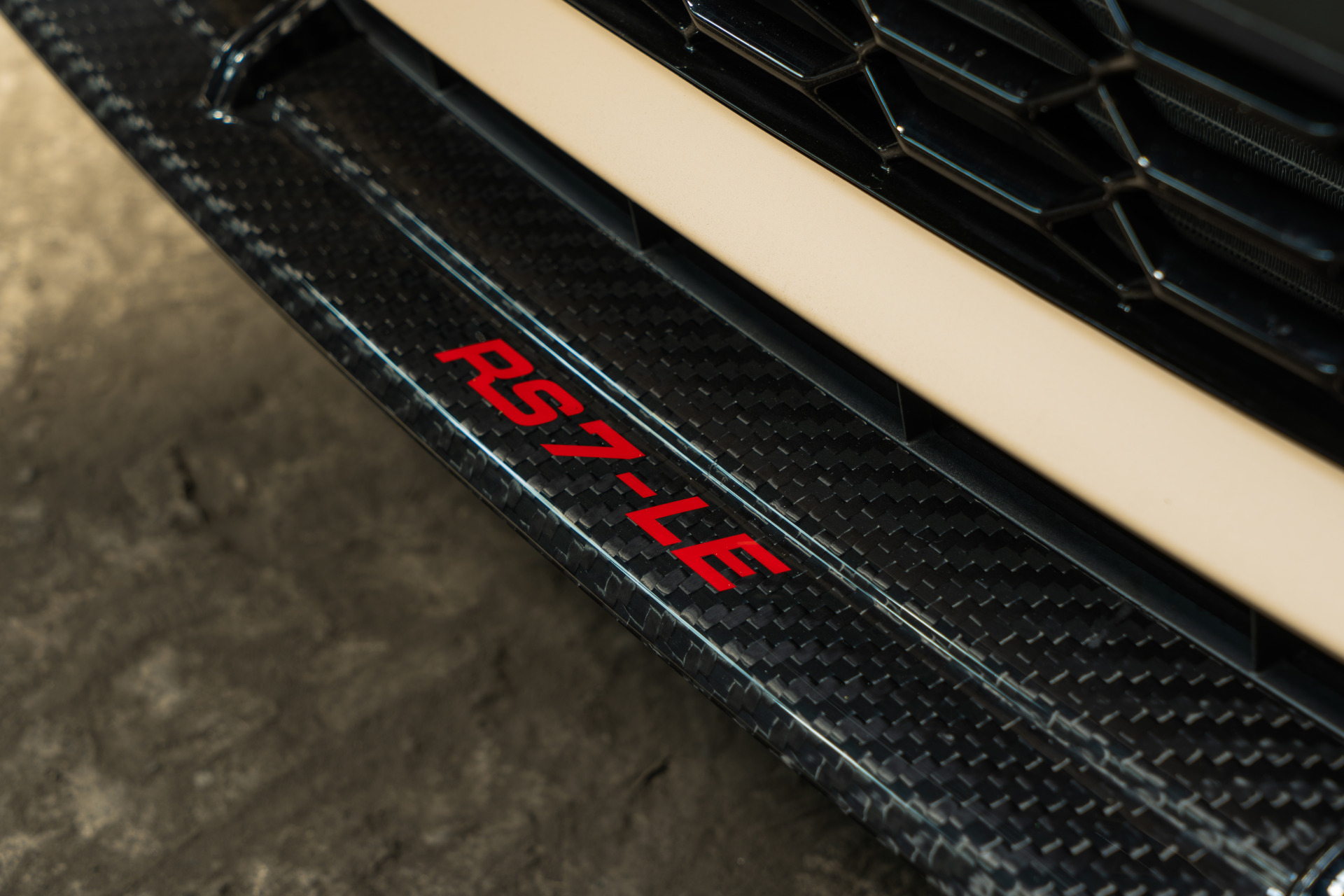 Nahaufnahme Frontlippe 