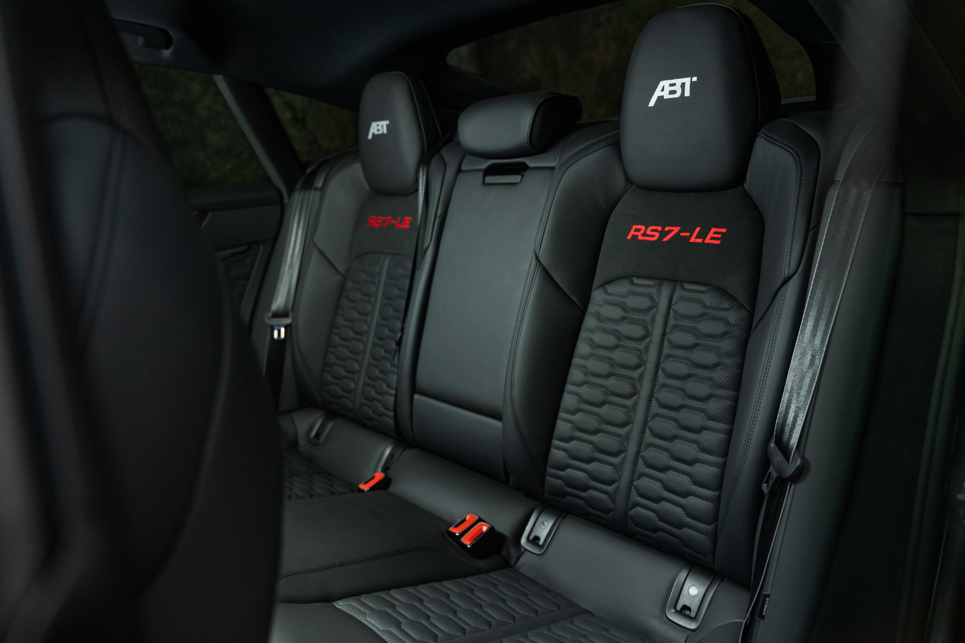 Nahaufnahme Rücksitzbank 