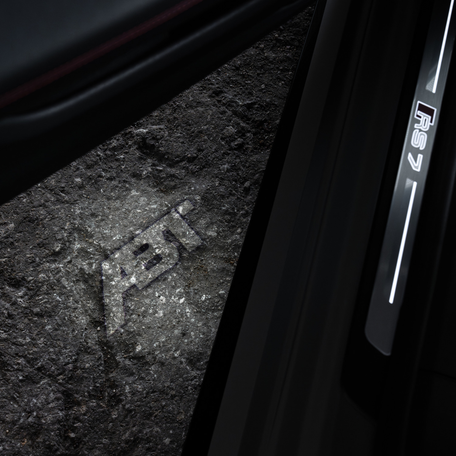 Nahaufnahme ABT Einstiegsbeleuchtung RS7 