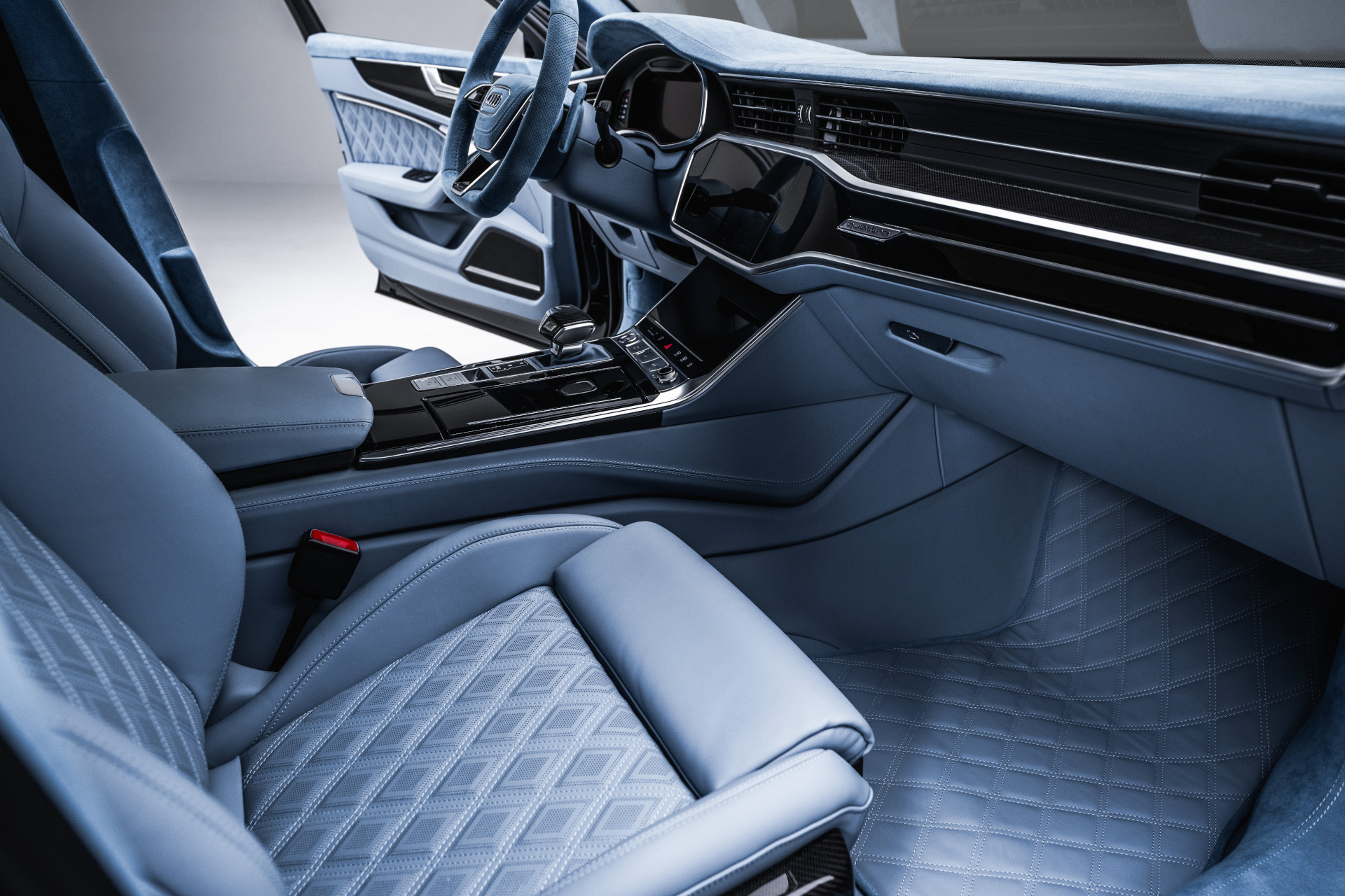 Nahaufnahme blaues Individual Interieur vorderer Innenraum