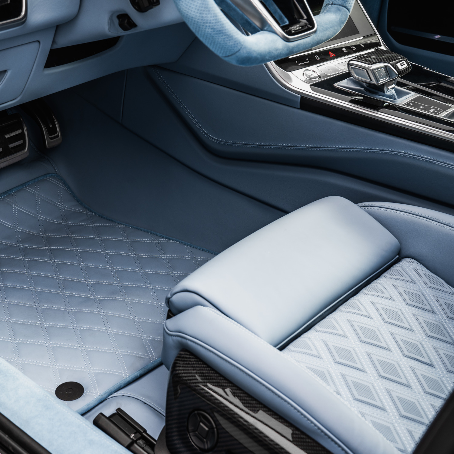 Nahaufnahme Innenraum blaues Individual Interieur